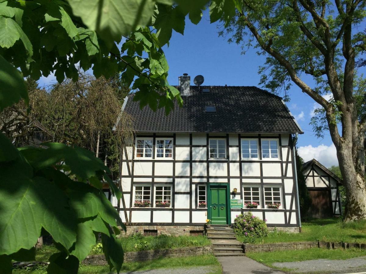 Ferienhaus Am Menzerather Weiher มอนเชา ภายนอก รูปภาพ