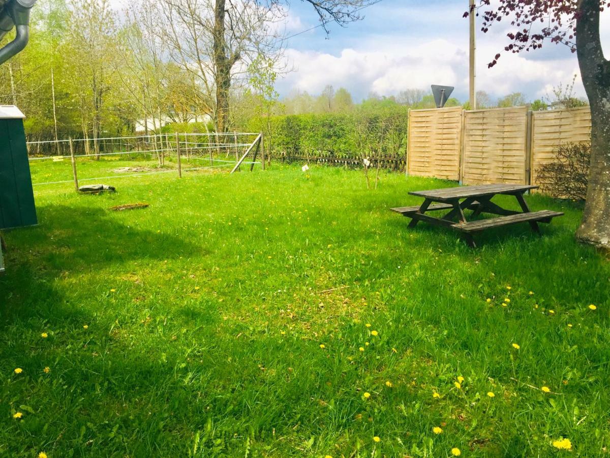 Ferienhaus Am Menzerather Weiher มอนเชา ภายนอก รูปภาพ